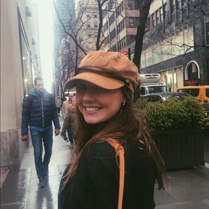 Meet your Posher, Genevivé